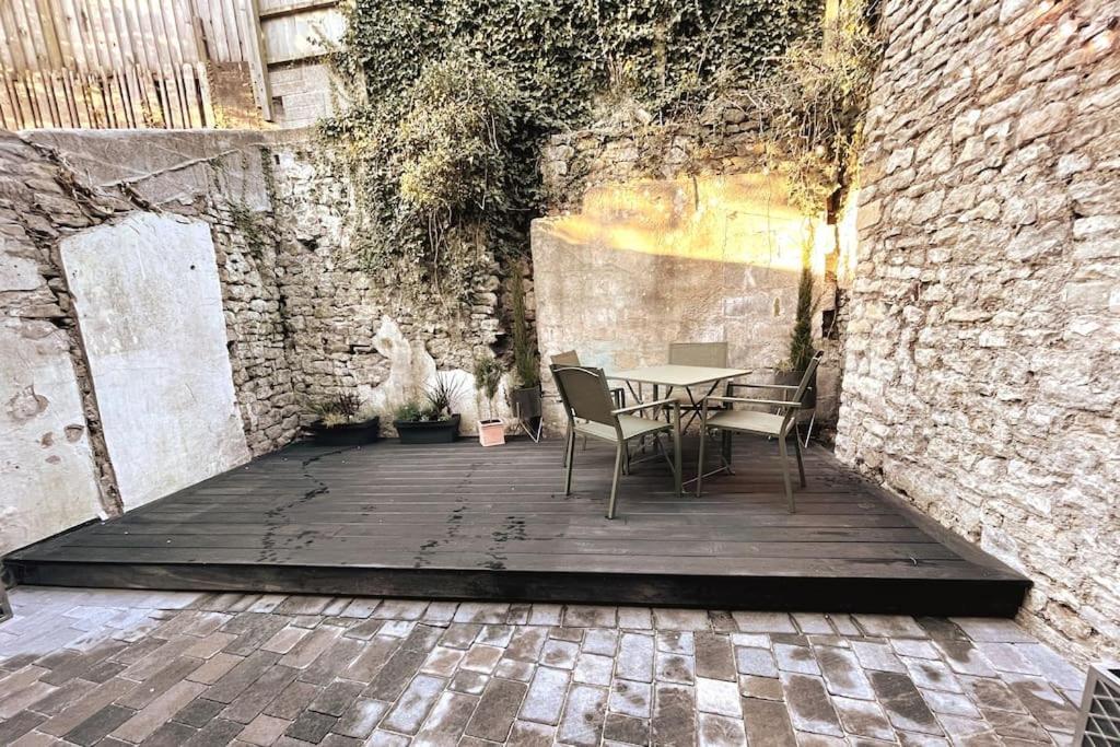 Courtyard Garden, Beautifully Finished Flat - Ba1 Apartment บาธ ภายนอก รูปภาพ